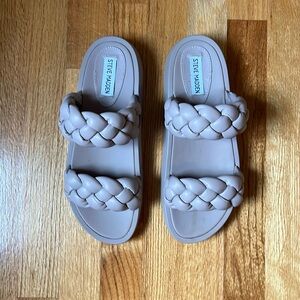 Like New! Steve Madden braided sandals.